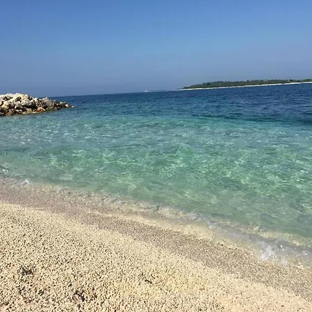 Three Lions Number 2 *