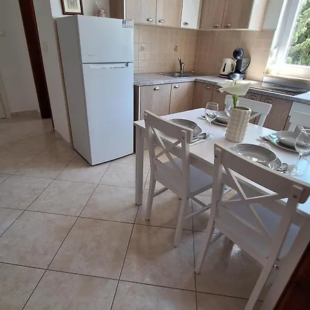 Apartment Three Lions Number 2 Pula