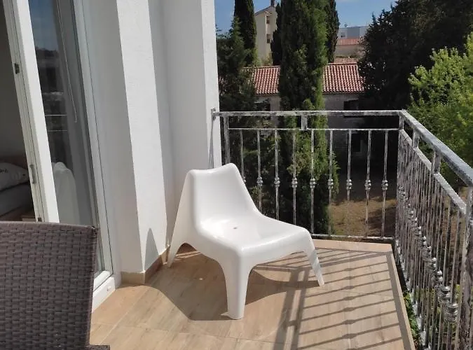 Three Lions Number 2 Apartamento